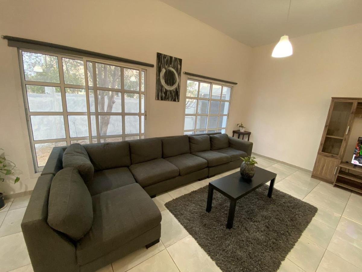 Comfortable Private Rooms In Compound Housing Dubai Exteriör bild