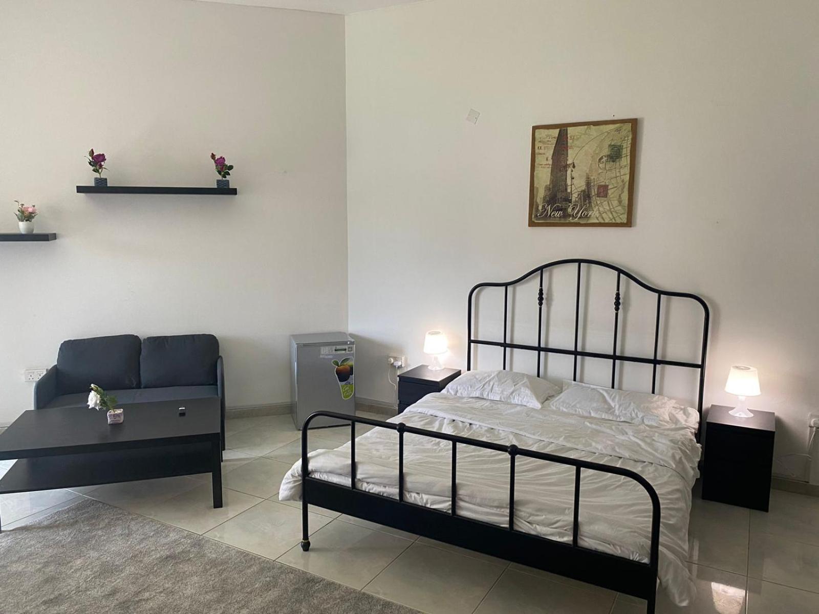 Comfortable Private Rooms In Compound Housing Dubai Exteriör bild