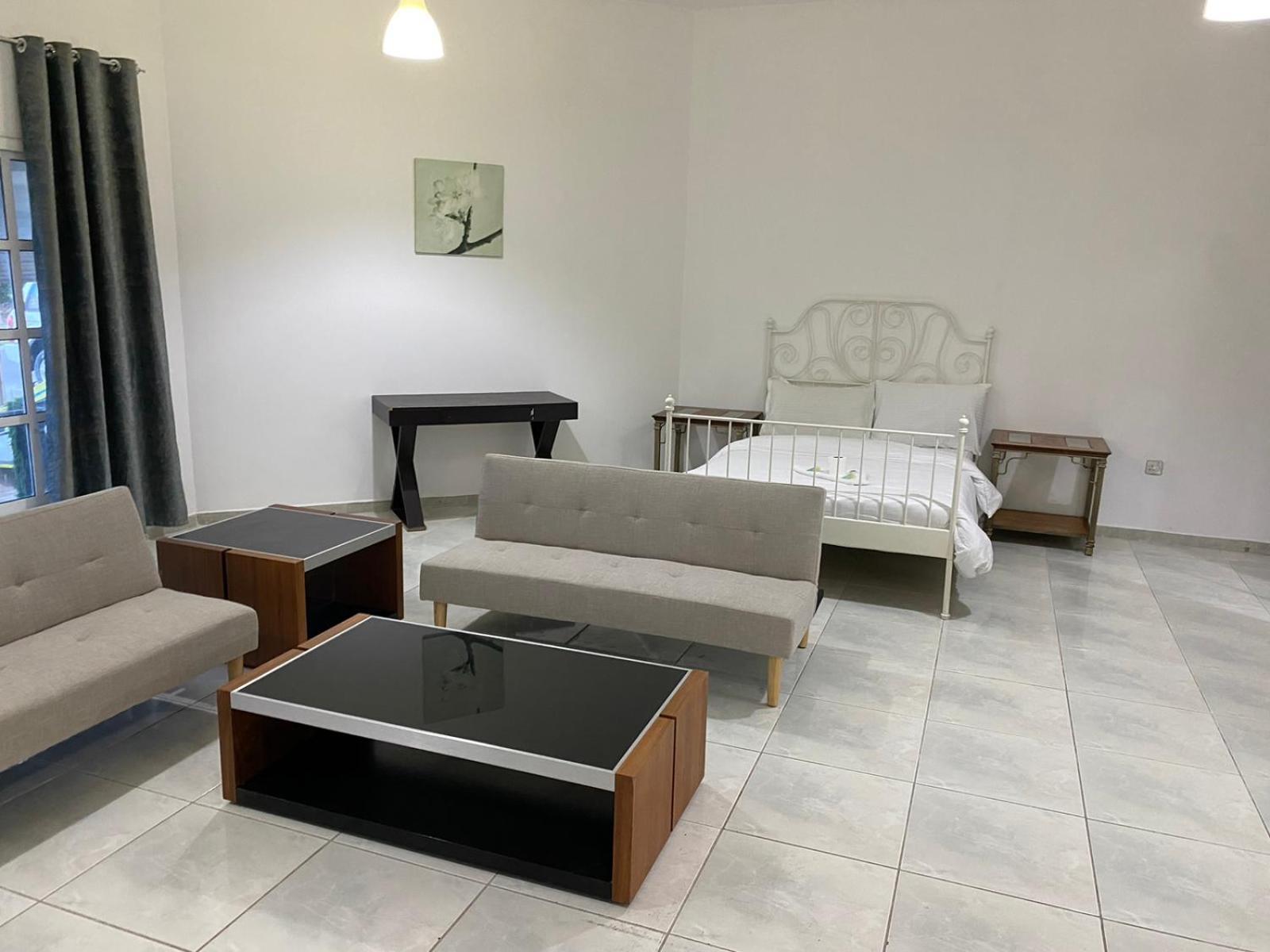 Comfortable Private Rooms In Compound Housing Dubai Exteriör bild