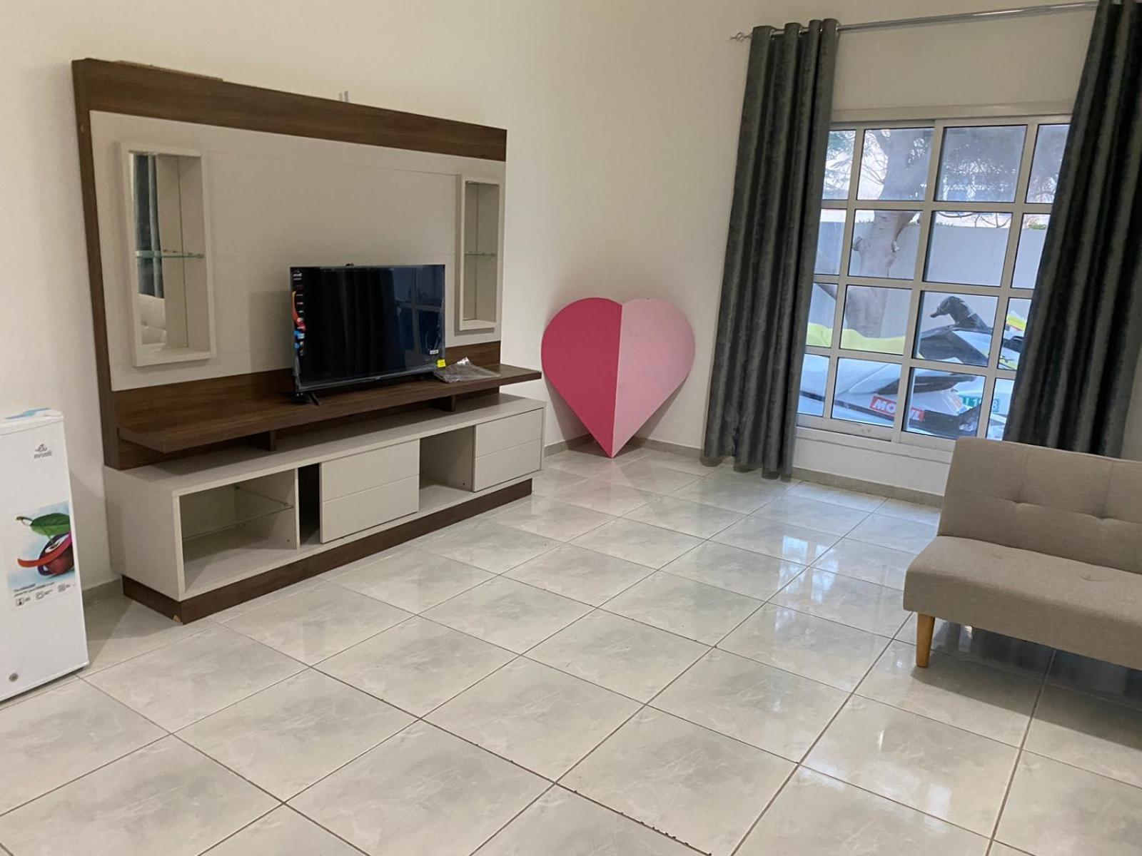 Comfortable Private Rooms In Compound Housing Dubai Exteriör bild